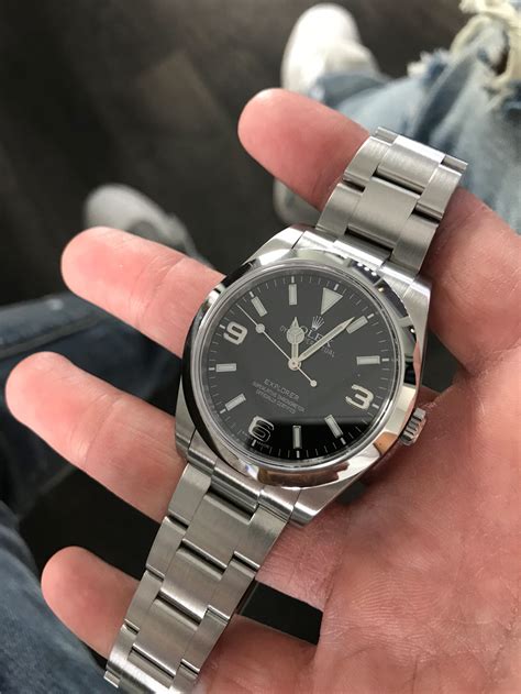 rolex explorer 39mm lug to.